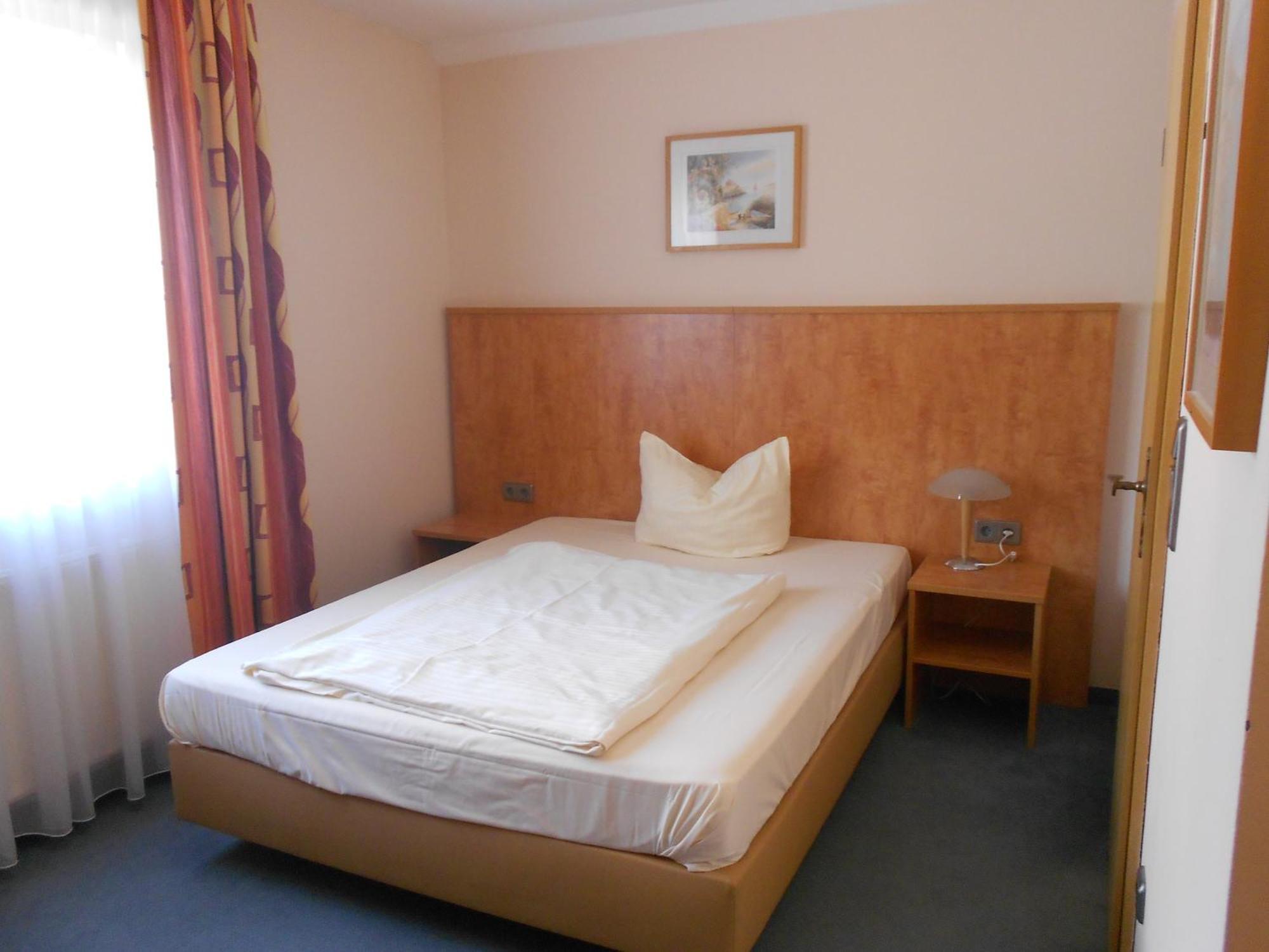 Apartment-Pension Schwalbennest 黑措根奥拉赫 客房 照片