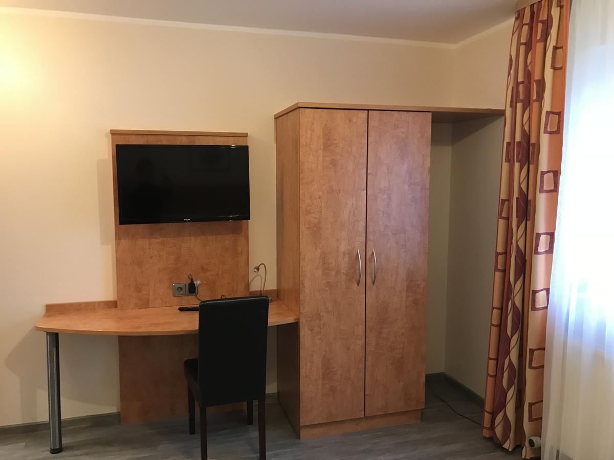 Apartment-Pension Schwalbennest 黑措根奥拉赫 外观 照片