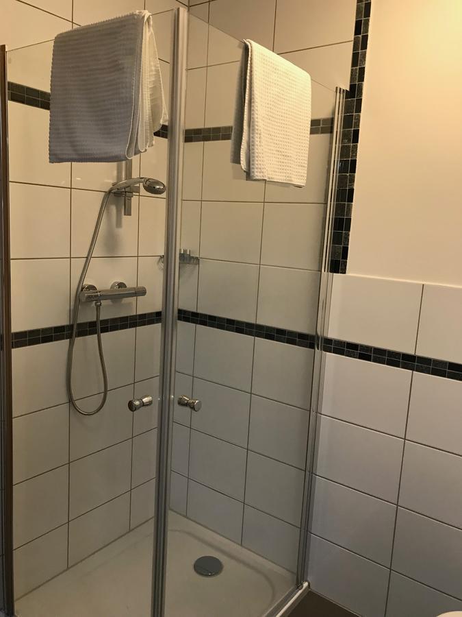 Apartment-Pension Schwalbennest 黑措根奥拉赫 客房 照片