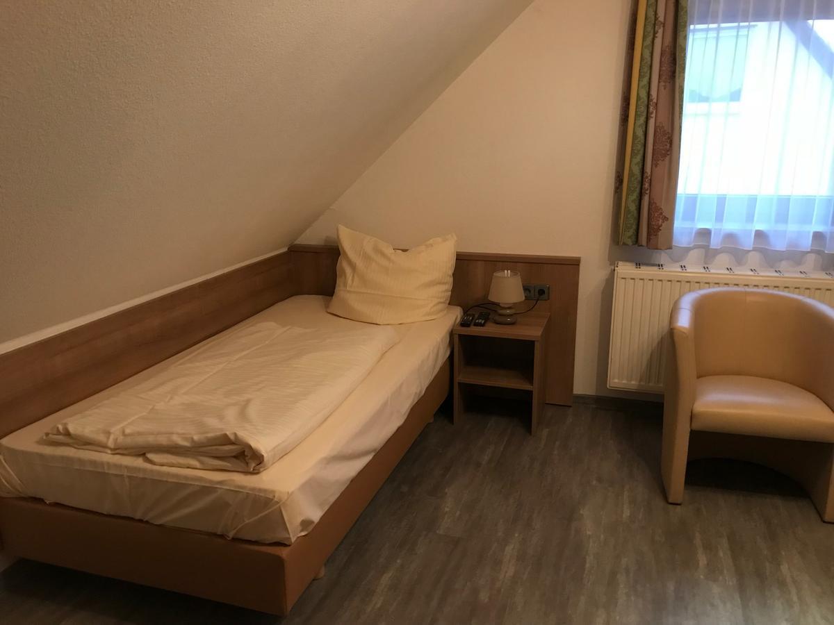 Apartment-Pension Schwalbennest 黑措根奥拉赫 客房 照片